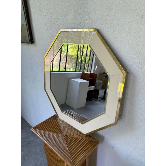 Octagonal Mirror in White Lacquer and Brass by Jean Claude Mahey, 1970s For Sale - Image 6 of 18