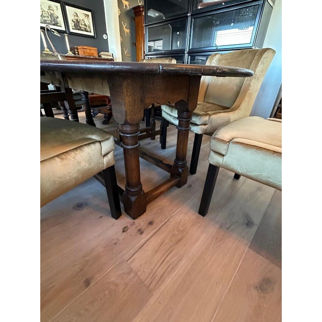 1980s Large English Oval Dining Table, 1980s For Sale - Image 5 of 8