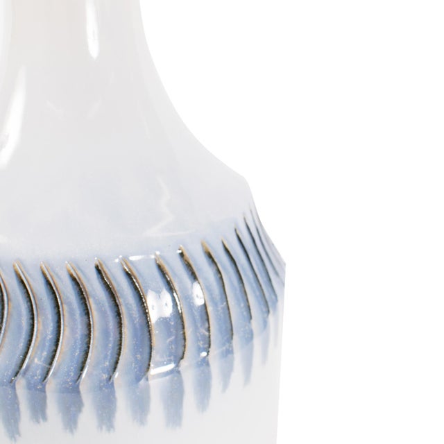 Blue Ridge Vase Small For Sale In Chicago - Image 6 of 11