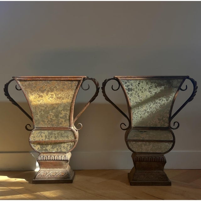 Mid 20th Century A Pair Of Large Decorative Iron And Mirrored Urns, 20Th Century For Sale - Image 5 of 12