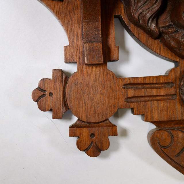 19th Century Black Forest Hand-Carved Wood Hunting Dog Wall Bracket Shelf For Sale In Cincinnati - Image 6 of 11