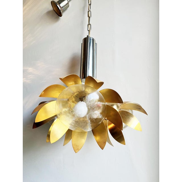 Gold Vintage Floral Top Light Pendant Lamp in Brass and Chrome Steel, 1970s For Sale - Image 8 of 10