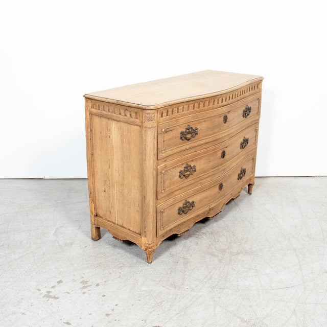 19th Century French Louis XVI Style Serpentine Front Bleached Oak Commode For Sale In Birmingham - Image 6 of 17