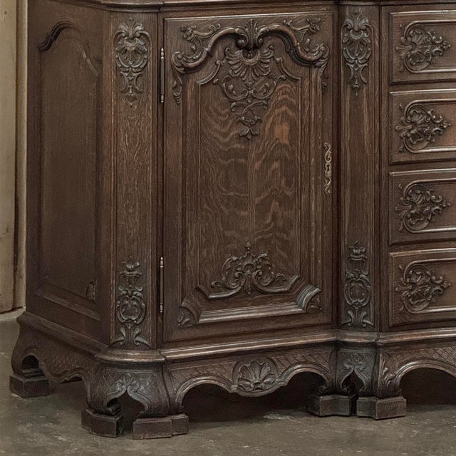19th Century Country French Régence Liégeois Oak China Buffet For Sale - Image 9 of 18