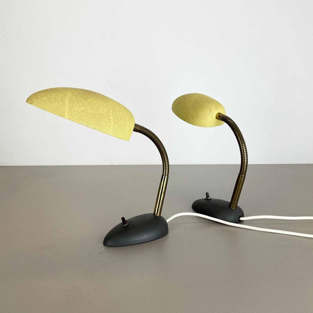 Stilnovo Yellow + Black Sputnik Table Lights in the style of Stilnovo and Auböck, Italy, 1950s, Set of 2 For Sale - Image 4 of 18