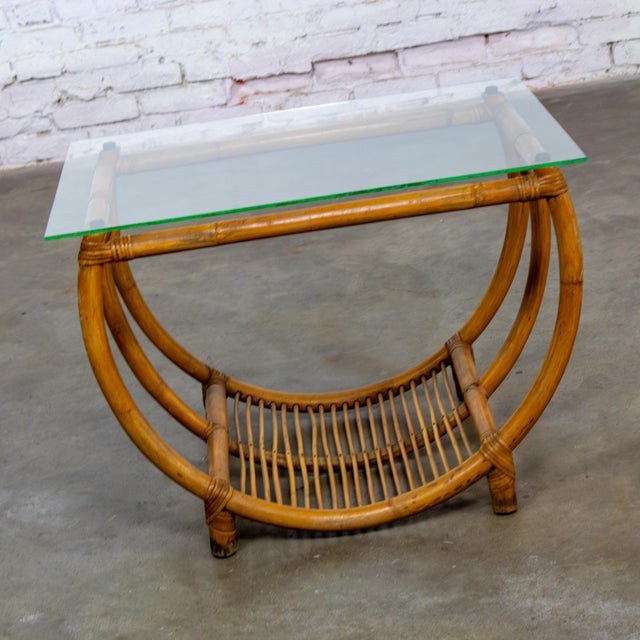 Mid-Century Modern Mid-20th Century MCM Coastal Style Side or End Table With Bent Rattan Base and Rectangle Glass Top For Sale - Image 3 of 18