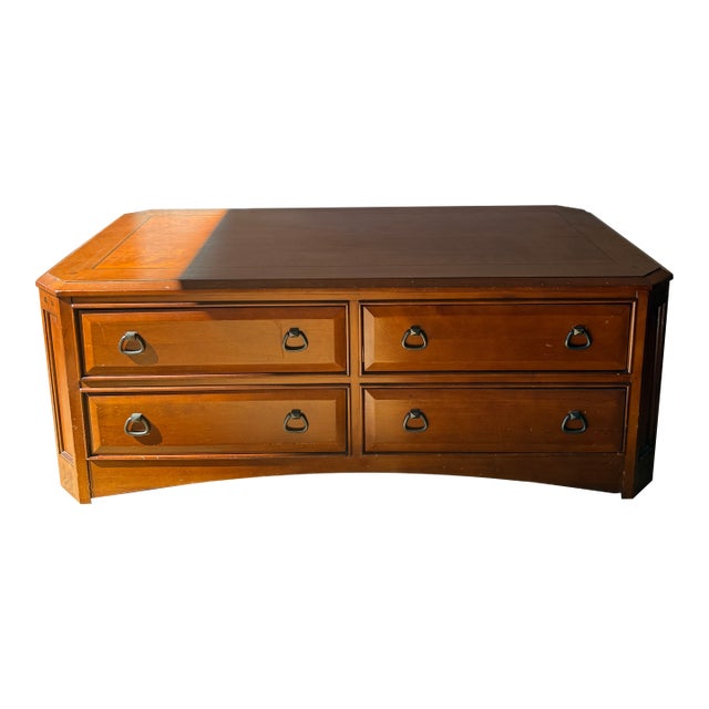 1960s Vintage Thomasville Solid Wood Coffee Table For Sale