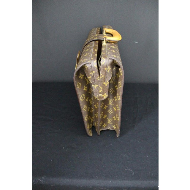 Louis Vuitton Pilot Bag or Doctor Bag, 1990s For Sale - Image 9 of 18