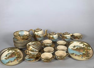 19th Century Satsuma earthenware tea service, Meiji period - Set of 36