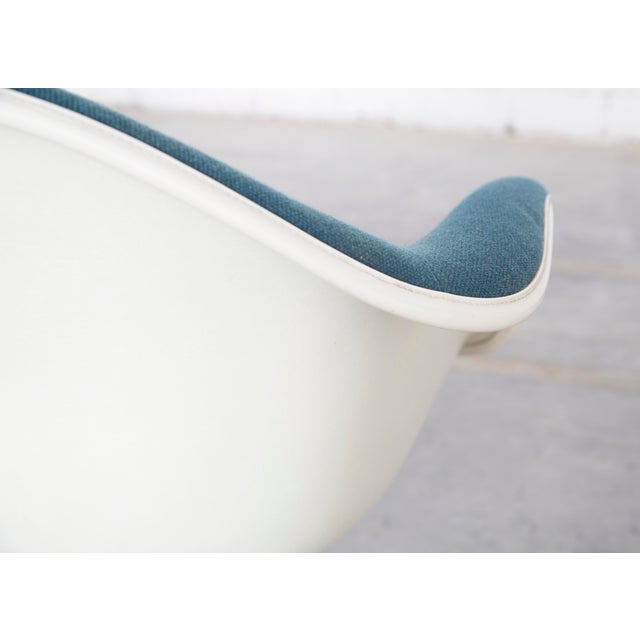 1990s DAX Lafonda Fiberglass Chair by Charles & Ray Eames for Vitra, 1990s, Set of 2 For Sale - Image 5 of 18