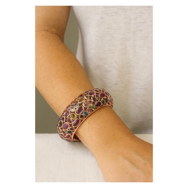 Bochic "Capri" Vintage Ruby & Emerald Multi Gem Bangle Set In 18K Gold & Silver For Sale - Image 15 of 18