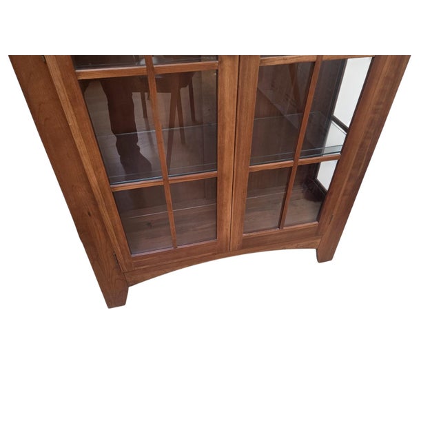 Ethan Allen Ethan Allen American Impressions Arts & Crafts Cherry Lighted Curio Cabinet For Sale - Image 4 of 17
