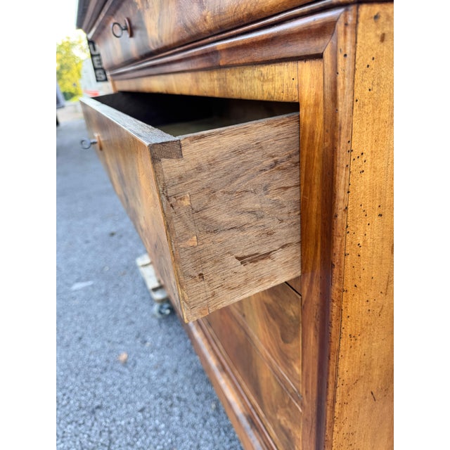 19th Century French Chest of Drawers For Sale - Image 10 of 12