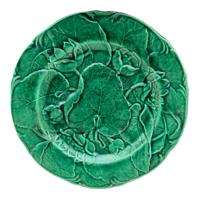 English Green Majolica Water Lily Plate, Circa 1890 For Sale