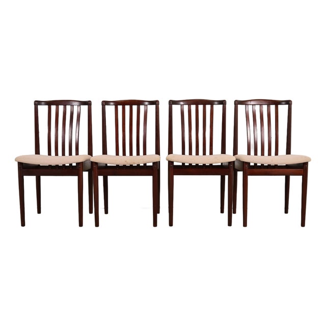Danish Modern Sculpted Solid Rosewood Dining Chairs by Vamdrup Stolefabrik, Set of Four For Sale