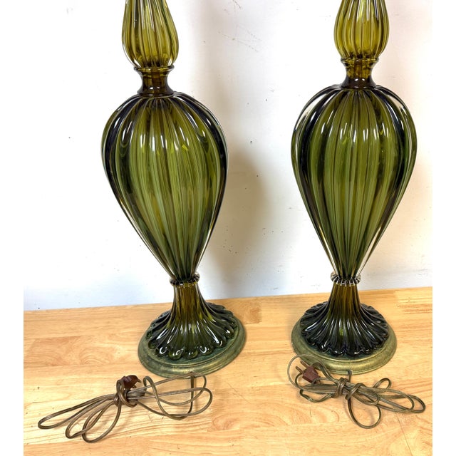 Pair of Barovier & Toso Ribbed Olive Verde Murano Glass Lamps, Circa 1955-1965 For Sale - Image 15 of 18