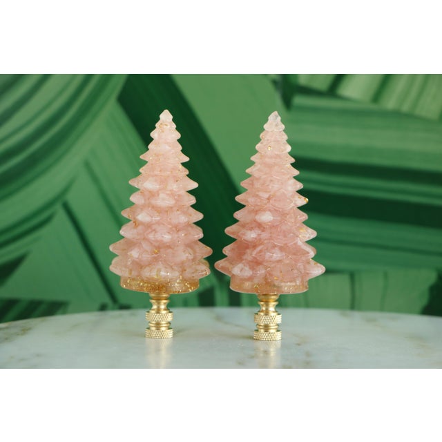 Rose Quartz Christmas Tree Lamp Finial on Brass Hardware For Sale In Madison - Image 6 of 11