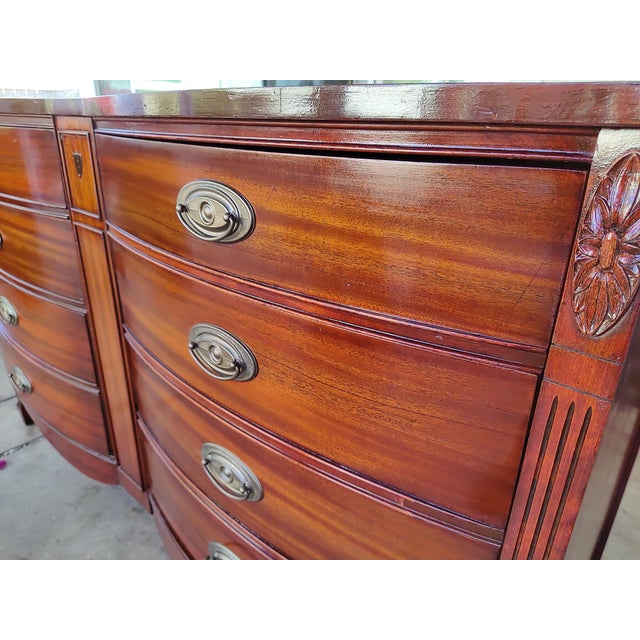 Brown Dixie Furniture Company Vintage 1940s Mahogany Dresser For Sale - Image 8 of 11