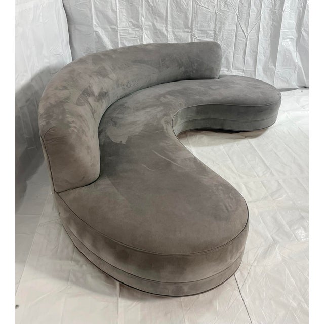 1970s Vladimir Kagan for Directional Serpentine Sofa, 1970s Modernist Design, Usa 1970 For Sale - Image 5 of 18