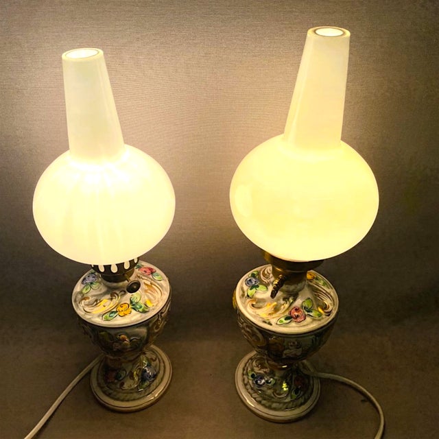 Portuguese Porcelain Hand Painted Table Lamps by Alcobaça Porcelain Factory, Set of 2 For Sale - Image 4 of 18