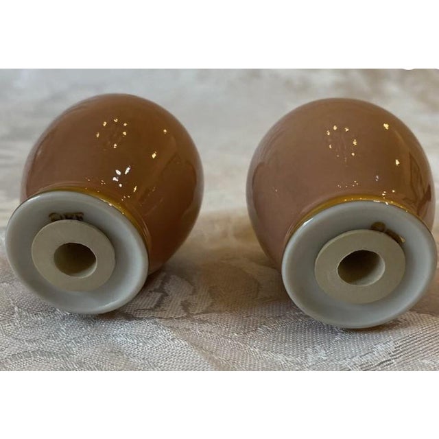 1980s 1980s Fitz and Floyd Versailles Dusty Rose Salt and Pepper Shaker Set For Sale - Image 5 of 6