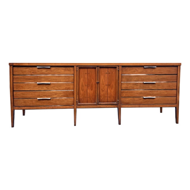Vintage Mid Century Modern Long Lowboy Dresser or Credenza in Tuxedo Design by Lane, Attributed For Sale