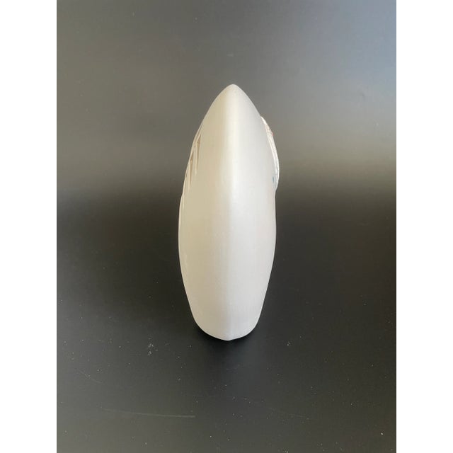 Late 20th Century Acoma Pottery Whiteware Etched & Cut Out Spirit Bear by Elliott & Zelda Garcia For Sale - Image 4 of 13