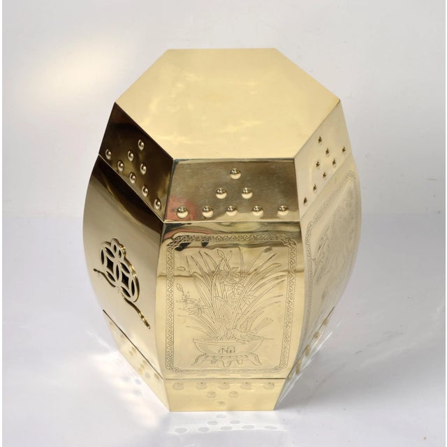 1970s Italian Hollywood-Regency Style Polished Brass Octagonal Stool Drink Table For Sale - Image 13 of 13