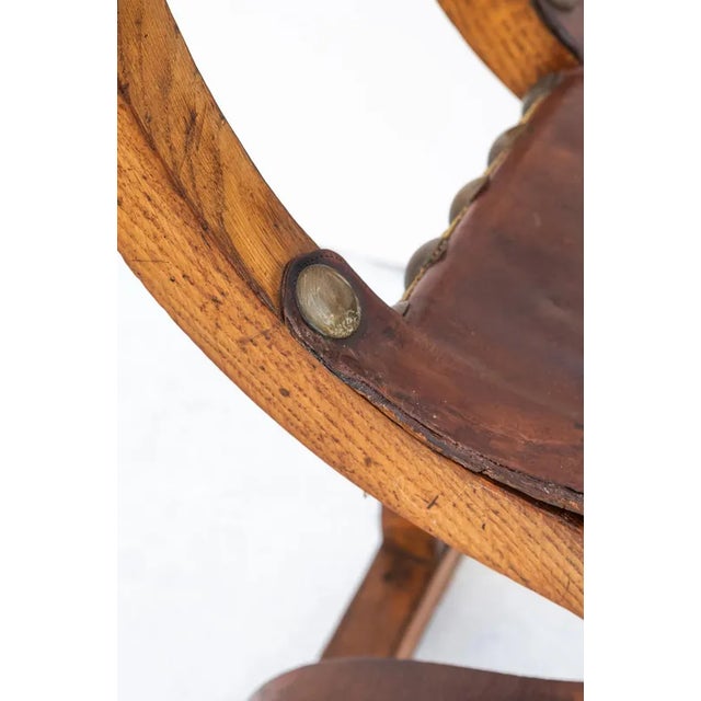 Brown Savonarola Chair, 1900s For Sale - Image 6 of 11