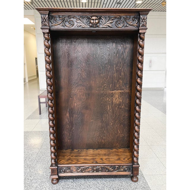 American 19th Century Carved Oak Bookcase Cabinet in the Style of R. J. Horner & Co. For Sale - Image 3 of 17