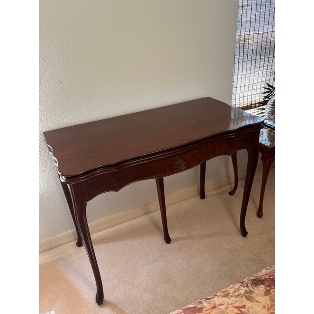 Wood Early 20th Century Federal Revival Mahogany Convertible Extension Dining & Game Table With Three Leaves For Sale - Image 7 of 12