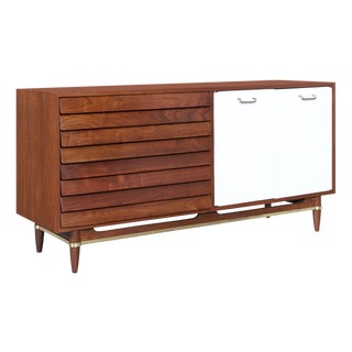 Mid-Century Modern Walnut and Lacquer Credenza by American of Martinsville For Sale