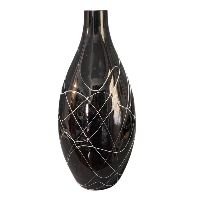 Mid Century Modern Art Glass Black & White Drip String Pattern Vase 19'' For Sale - Image 9 of 9