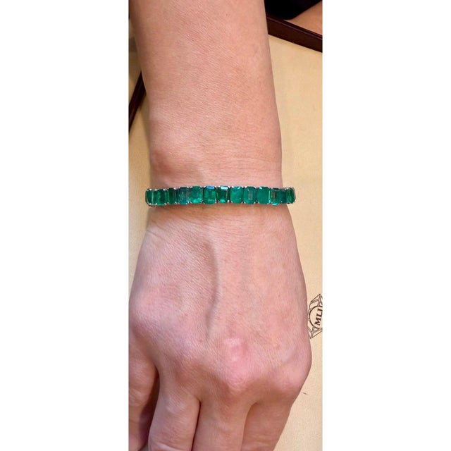 Green 40 Ct Natural Emerald Cut Emerald Cocktail Tennis Bracelet 14 Kt White Gold 7.5" For Sale - Image 8 of 16