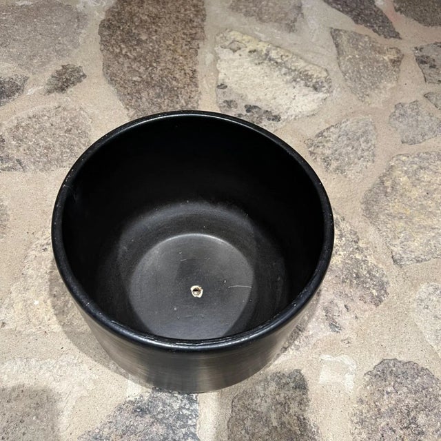 1960s Vintage Gainey Architectural Pottery Matte Black Planter Mid-Century Mod For Sale In San Diego - Image 6 of 8