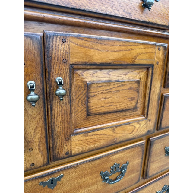 Late 20th Century Drexel Heritage Royal Country Master Chest / Dresser For Sale - Image 10 of 12