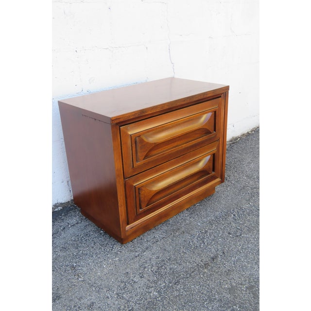 Mid Century Modern Nightstands End Side Bedside Tables a Pair 6292 For Sale - Image 10 of 14