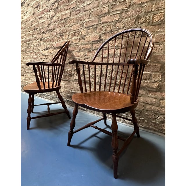 American Pair of American Bow Back Oak Windsor Armchairs Early 1900s For Sale - Image 3 of 12