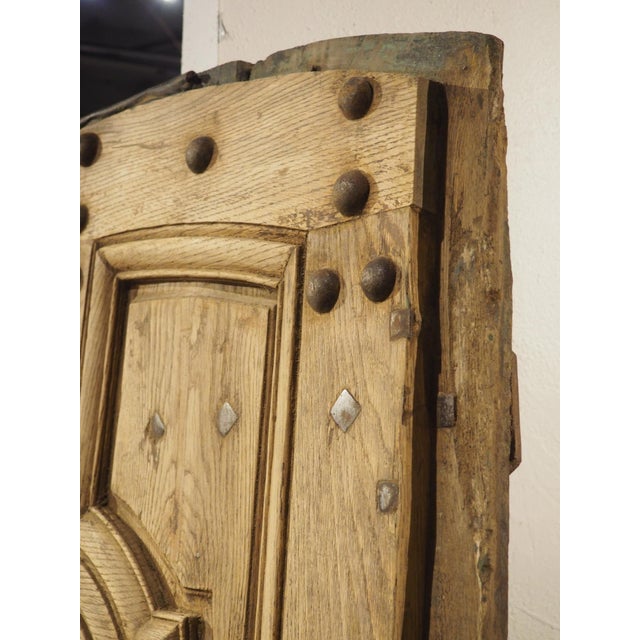 Antique French Oak and Iron Studded Entry Door From Provence, 19th Century For Sale - Image 12 of 18