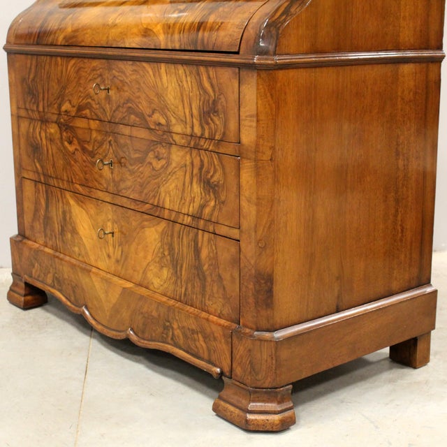 Antique Secretaire in Walnut, 1800s For Sale - Image 9 of 14