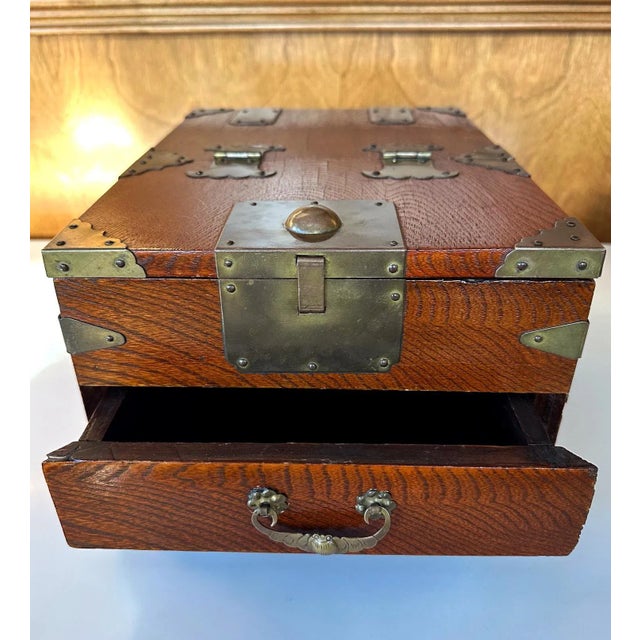 Asian Antique Antique Korean Mirror and Cosmetic Box For Sale - Image 3 of 12