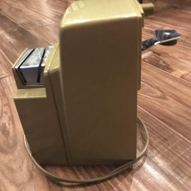 Vintage MidCentury Farberware Green Electric Can Opener Chairish