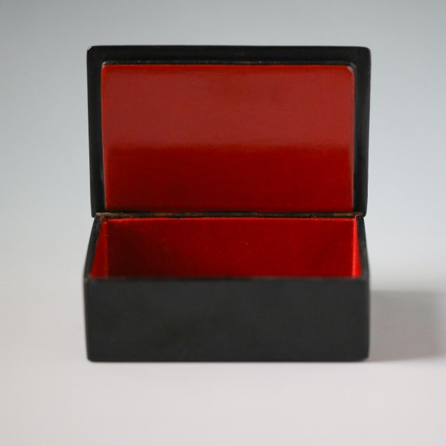 Realism Fedoskino Lacquer Box With Original Box, After Savrasov’s “Грачи Прилетели,” Ussr, C. 1960s–1980s For Sale - Image 3 of 17