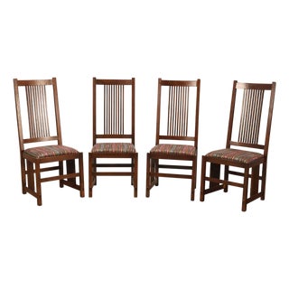 Stickley Mission Collection Set of Four Oak Spindle Side Dining Chairs For Sale