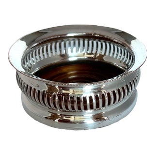1920s Sheffield Silver Plate Decanter Coaster With Pierced Gallery & Wood Base For Sale
