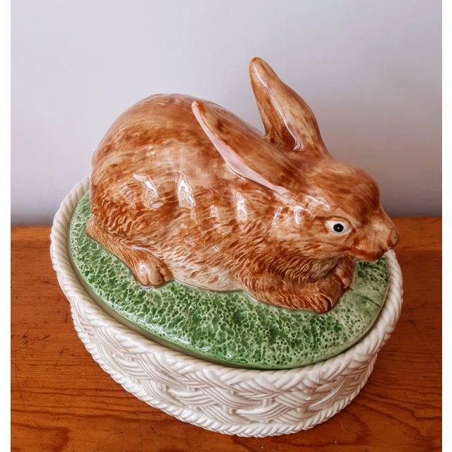 French Country Fitz Floyd Majolica Bunny Rabbit Tureen For Sale - Image 3 of 7