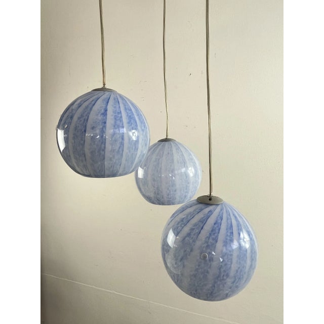 Three-Sphere Hanging Light in Murano Glass, 1990s For Sale - Image 6 of 13