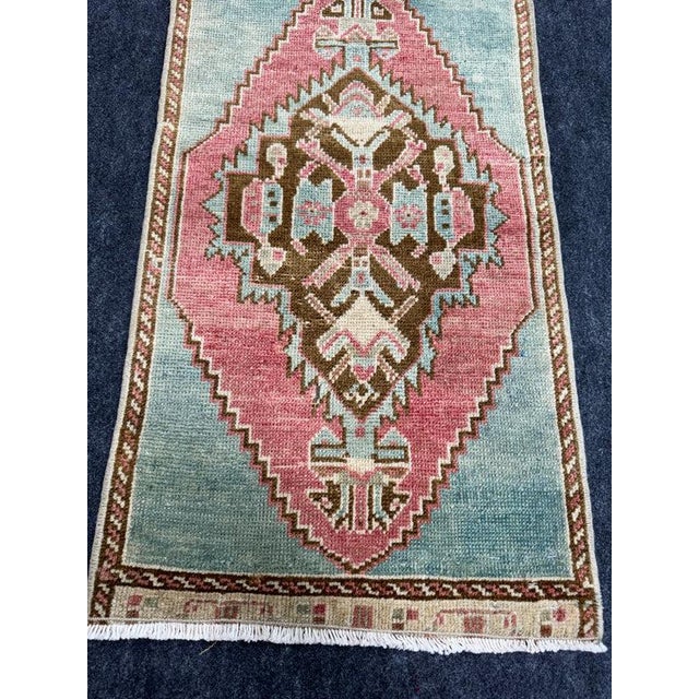 Contemporary Turkish Yastik Rug 1'6" x 2'10" For Sale - Image 3 of 5