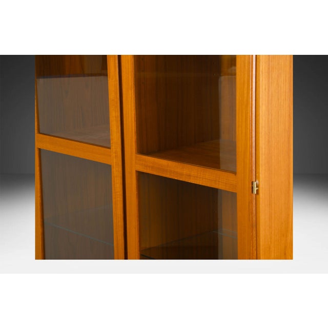 Danish Mid Century Teak Display Cabinet by Skovby For Sale - Image 9 of 18