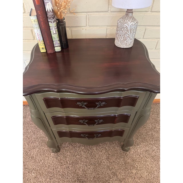Wood 1960s Kent Coffey Dauphine French Provincial Nightstand | Refinished Olive & Mahogany For Sale - Image 7 of 8